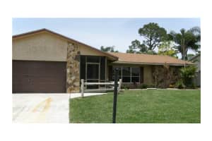 4621 Blue Pine Circle, Lake Worth