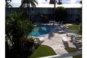 400 Northlake Court 208, North Palm Beach