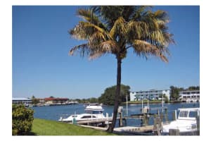 312 Lake Circle 107, North Palm Beach