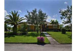 1075 Sw Quail Court, Vero Beach