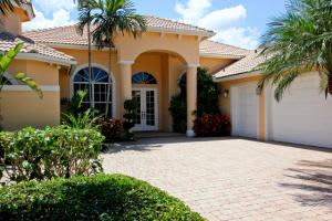 117 Pembroke Drive, Palm Beach Gardens