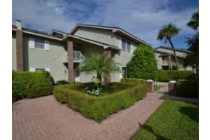 129 E Park Shores Circle 18e, Vero Beach
