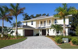 2540 Estates Drive, North Palm Beach